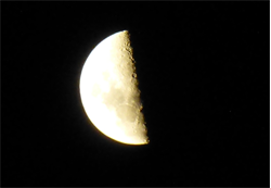 Show noturno - nas crateras da lua.